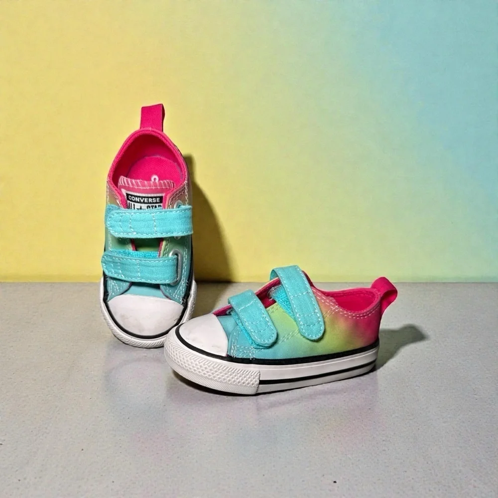 Converse Chuck Taylor All Star Rainbow Easy On Kids Sneakers Size 5 Shoes